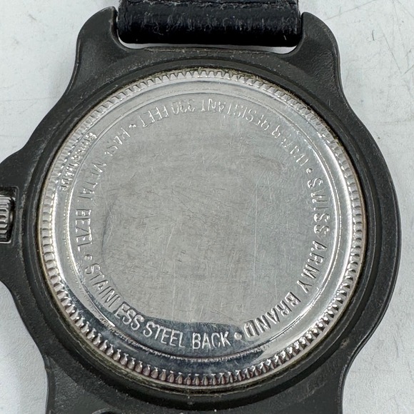 SWISS ARMY 330 Water Resistant Swiss Wristwatch Genuine Leather Band - Picture 7 of 12